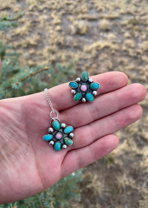 Kingman and Conch Flower Necklace