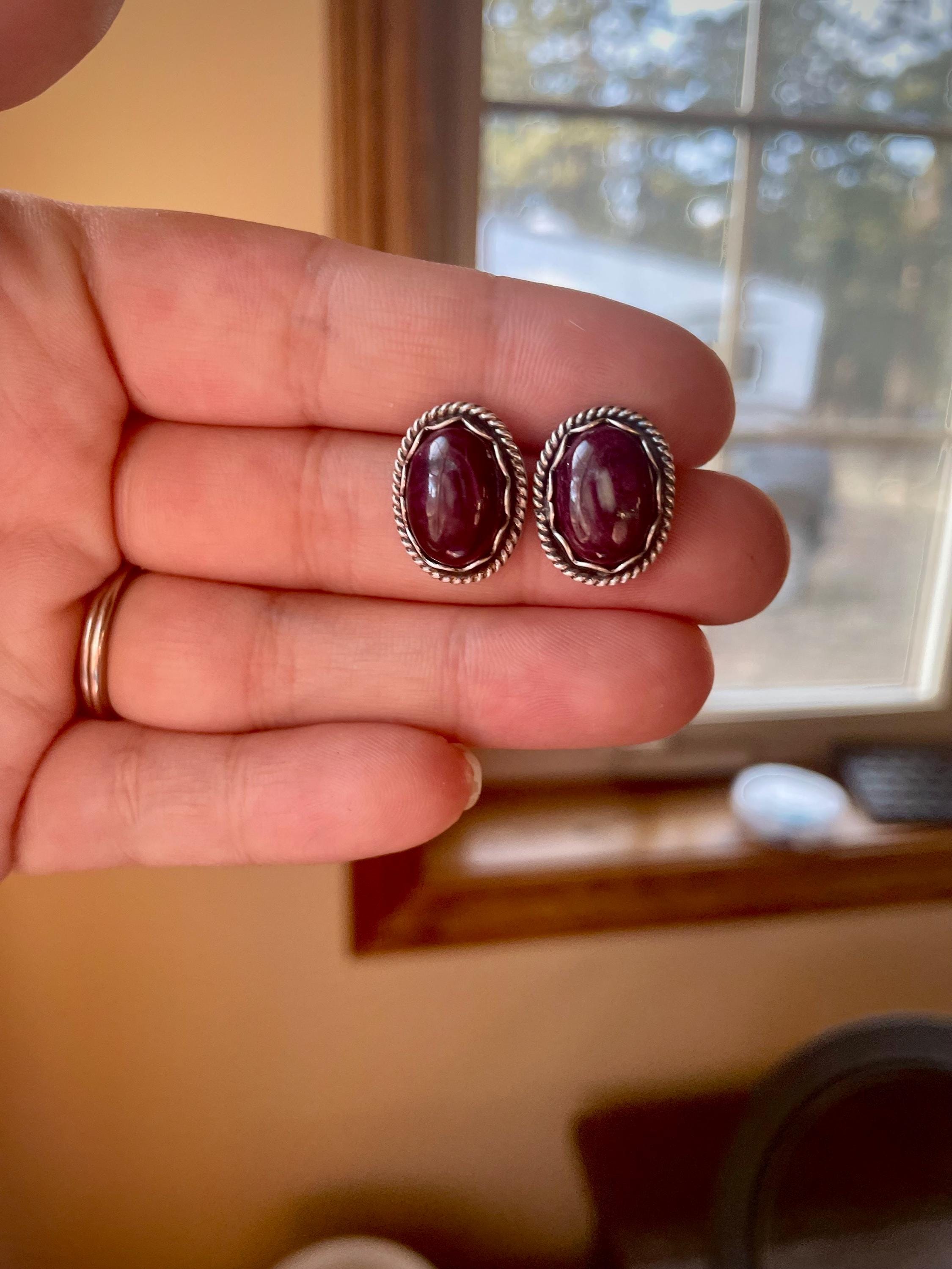 Purple Spiny Oyster Studs